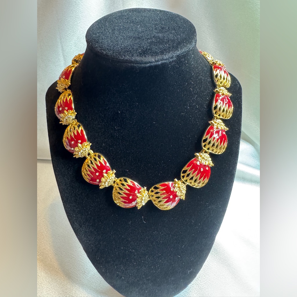 Balenciaga Strawberry Red And Gold Tone Statement Necklace With Coa 899$